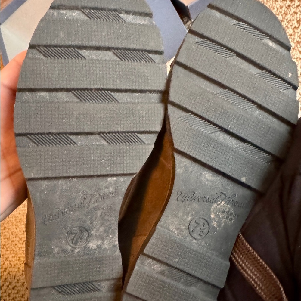 Universal Thread Gray Colored Katherine Booties. - image 6